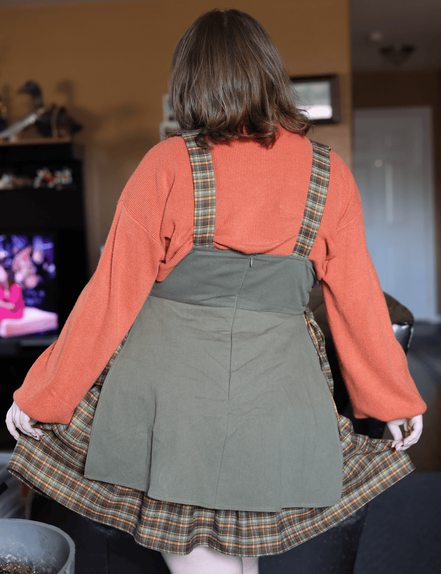 Pumpkin Patch Pinafore
